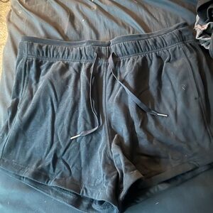 Ododos XL black shorts